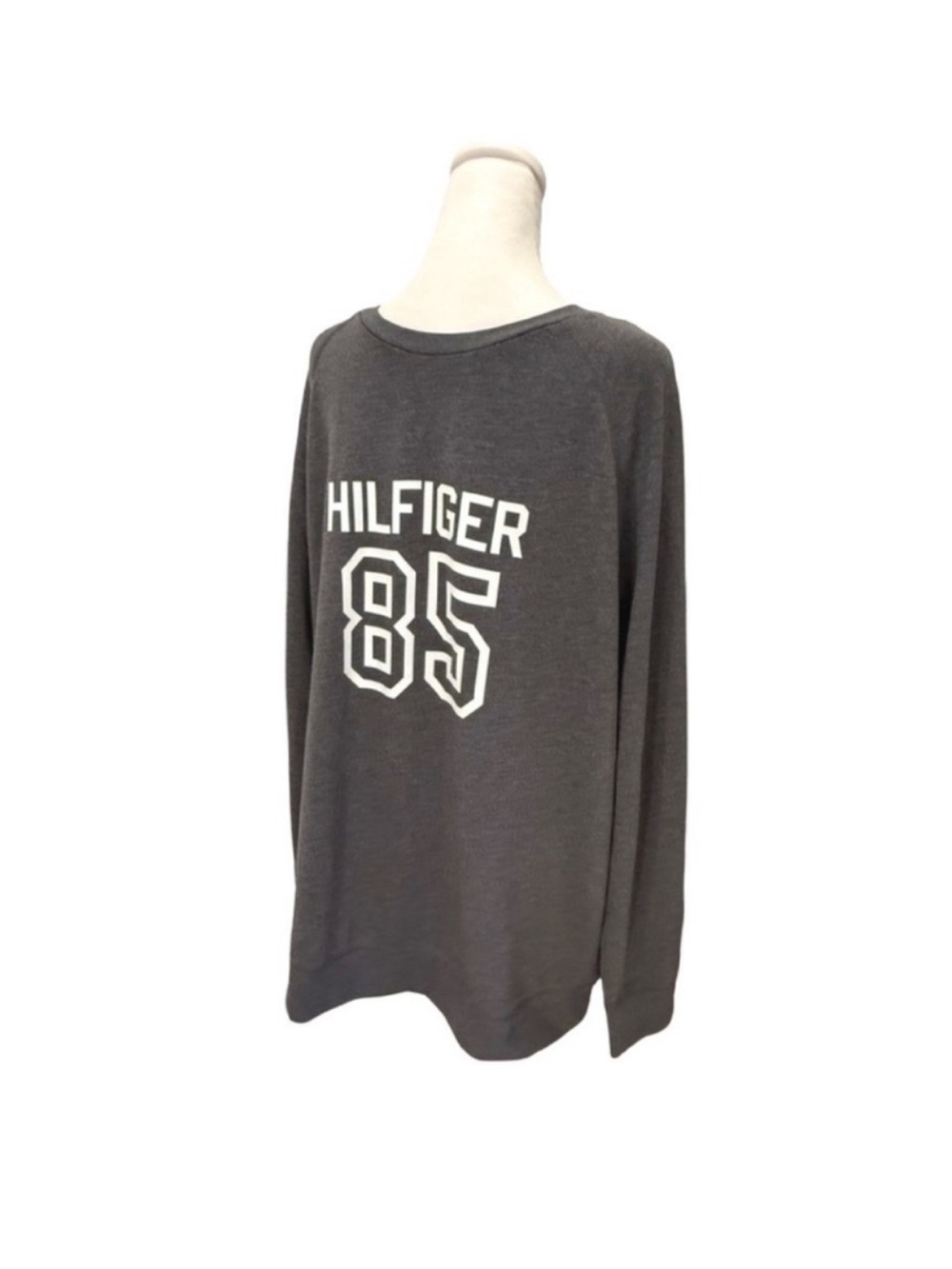 New Tommy Hilfiger Sweatshirt